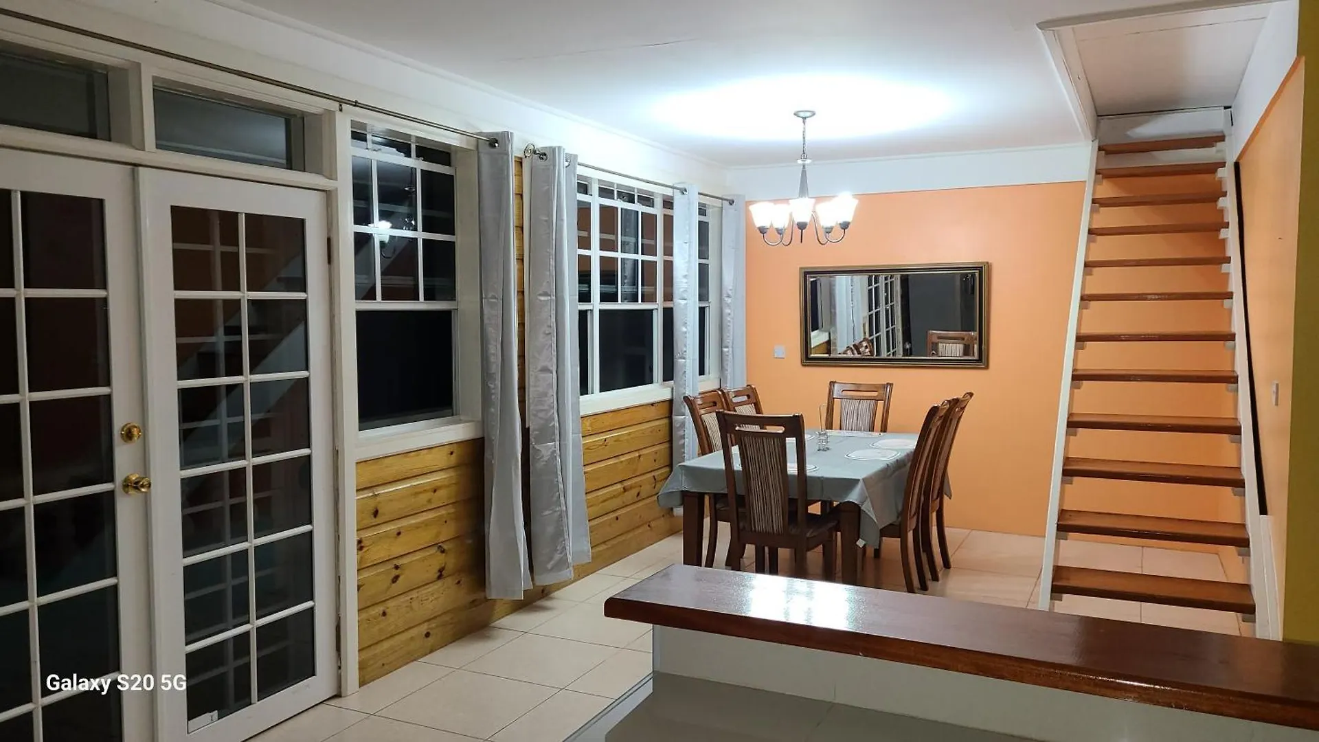 Valley View Roseau Apartment